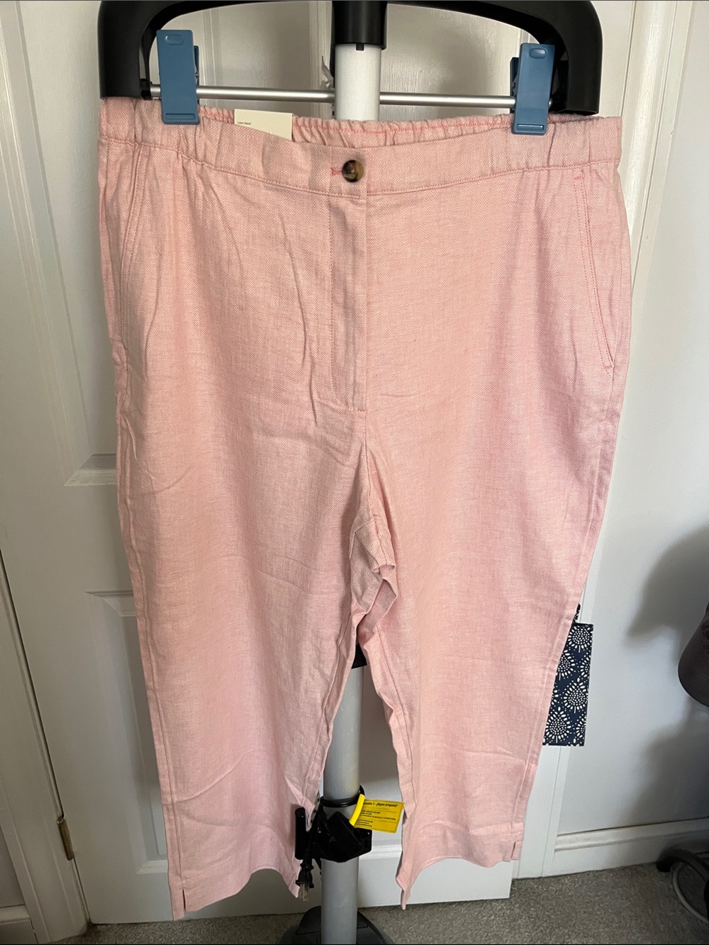 Banana Republic Pink Cropped Linen-Blend Pants